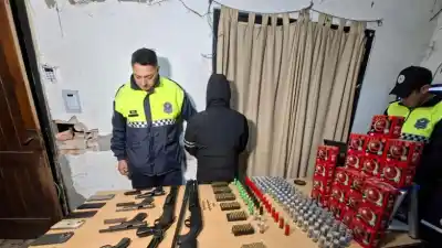Robo en Alderetes: secuestran un arsenal de armas y detienen a dos sospechosos en allanamientos