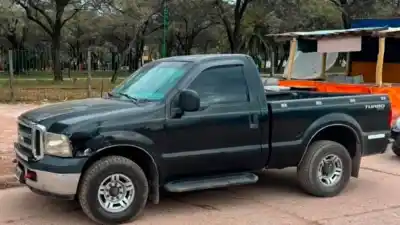 Quiso transferir su camioneta en Añatuya y terminó envuelto en un misterio judicial