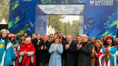 Inauguraron la Feria Artesanal 2026: 500 stands y un mes de actividades en Santiago