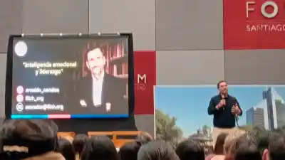 Un encuentro con expertos dejó herramientas clave para prevenir adicciones en La Banda