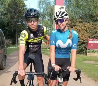 Santiago Agüero y Valentina Vercellone dejan sus huellas en Junín