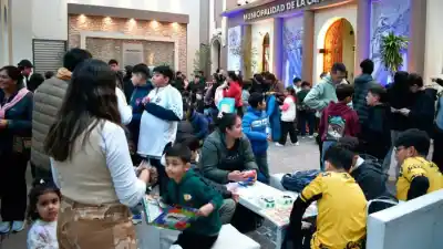 Sábado a puro fútbol: vuelve la Cambiatón Mundialista a la explanada municipal