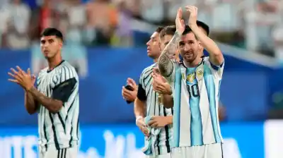 Argentina rozó el desastre: el peor partido del Mundial y un triunfo que sostuvo el orgullo