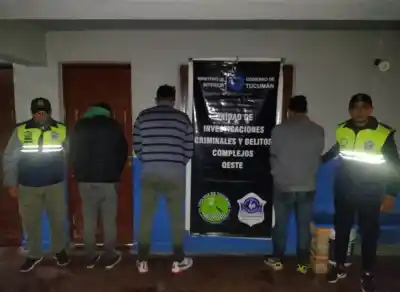 Recuperan autopartes de moto robada y demoran a tres personas en Monteros