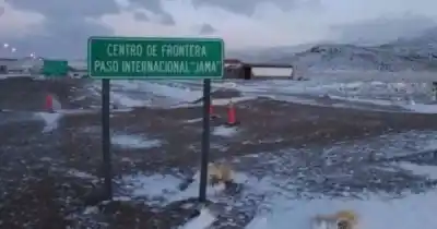 Nieve bloquea la ruta: cerraron el Paso de Jama y no se puede cruzar a Chile