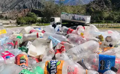 Preocupante hallazgo en la Puna: la mitad de la basura recolectada era plástico y buscan microplásticos en el agua