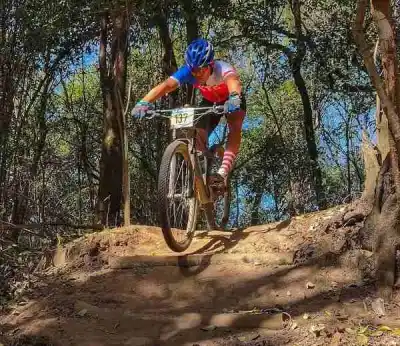 Triunfo y podios para Monteros en el MTB tucumano