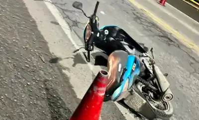 Accidente fatal en la autopista Juan Domingo Perón: buscan desesperadamente a la familia de la víctima