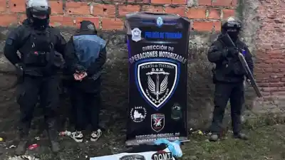 Caminaba con una bolsa negra y terminó vinculado a la Justicia Federal