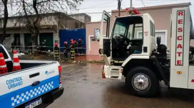 Cortaba un tambor con una amoladora y una explosión lo mató al instante