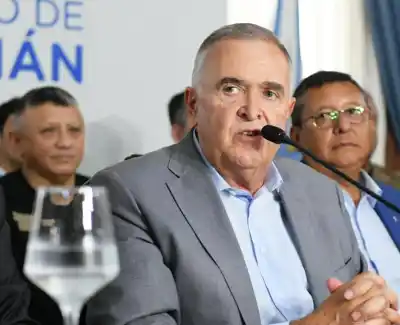 El monto millonario que el PAMI le debe a Tucumán y cómo Jaldo busca cobrarlo