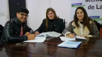 Firmaron un convenio clave para asistir a familias vulnerables en La Banda