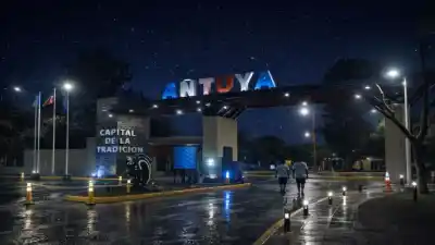 Violento ataque en Añatuya: la obligó a transferir $70 mil tras abusar de ella