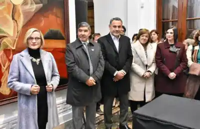 Arte, memoria y esperanza: inauguraron la muestra “Resurgimiento” en la Casa Museo de la Ciudad