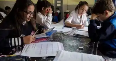Estudiantes salteños con mejores promedios podrán recibir $80 mil por mes: conocé los requisitos