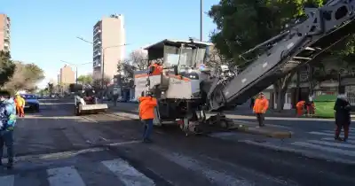 Aprovechan el receso escolar: así será el plan de bacheo en 70 cuadras de Rosario
