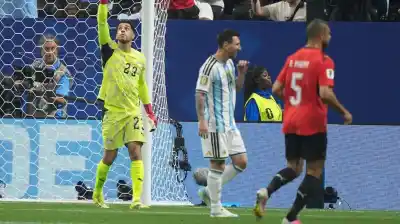 La imagen que desgarró a Argentina: la desesperación de Messi tras fallar otro penal en el Mundial