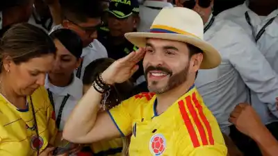 Tensión en Colombia: De la Espriella denuncia un “golpe de Estado” de Petro y pide a los militares no obedecer