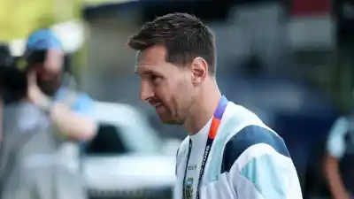 El emotivo instante de un periodista de Pehuajó con Messi que nadie esperaba