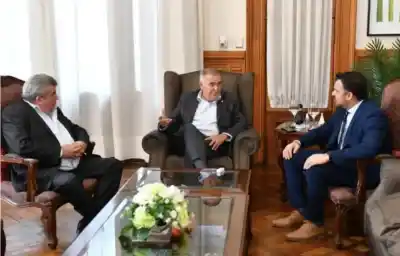 Monteros Fortalece Lazos con el Gobierno Provincial para Impulsar Mejoras Educativas