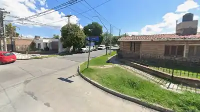 Hallaron a una jubilada muerta debajo de su cama en Córdoba: ahora sospechan que conocía a sus agresores