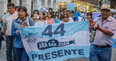 Madre de víctima salteña del ARA San Juan estalla tras el fallo: “No existe la justicia”