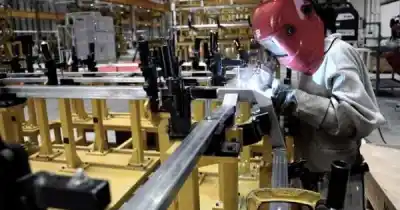 Un operario murió aplastado por una carga en una metalúrgica de Guaymallén