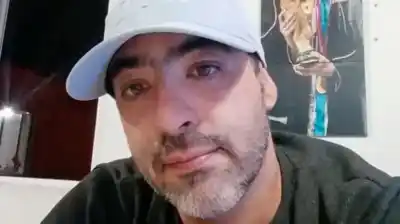 Quiso defender a un vecino y los motochorros lo mataron de un tiro en la pierna