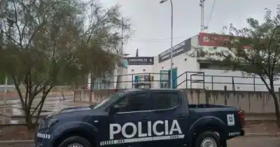 Robó una caja de herramientas y un morral con $400.000: lo atraparon cuando salía de su casa