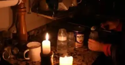 Pagaron 4 millones y la luz no vuelve: el drama de 20 familias en Jujuy que quedaron a oscuras