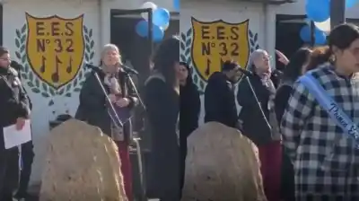 Usó el acto del 9 de Julio para criticar a Milei y defender a Kicillof: el escandaloso discurso de una inspectora en Tres de Febrero