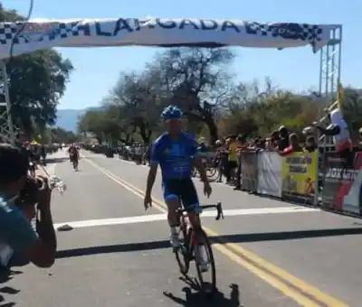 El monterizo Carlos Castillo se quedó con el triunfo en Catamarca