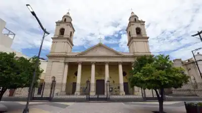 La imagen de San Charbel llega a la Catedral de Santiago del Estero: ¿qué significa para la comunidad?