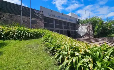 Más de 3.000 libros viajan a escuelas y bibliotecas: el gesto de la Legislatura que pocos esperaban