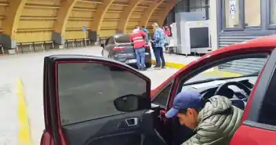 Intentó cruzar la frontera con un arsenal oculto y lo atraparon en Los Libertadores