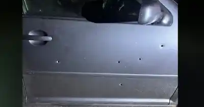 Le balearon el auto, habló con la Policía y terminó preso: tenía pedido de captura por drogas