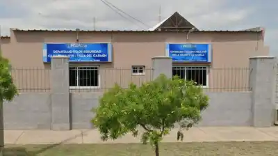 Lo llevaron al monte con una excusa, lo golpearon y lo ataron a un árbol por cinco horas