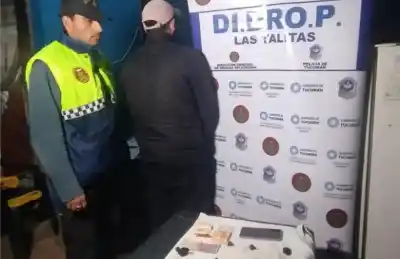 Desmantelan “Kioscos” de Droga en Monteros y Detienen a Dos Dealers