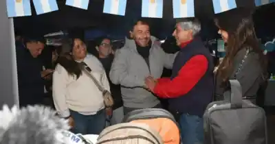 El plan de Sáenz para que los emprendedores salteños vendan sin intermediarios