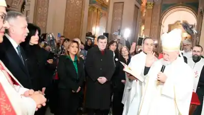 La intendente Fuentes, presente en la histórica misa de entronización de San Charbel en la Catedral