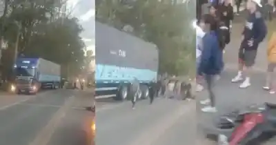 Impacto frontal en Fraile Pintado: motociclista lucha por su vida tras chocar contra un camión