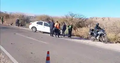 El trágico final de dos tucumanos en Jujuy: chocaron de frente y una moto se incendió