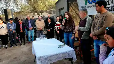 Victoria Torres recorrió Villa Griselda y defendió la continuidad de la gestión Nediani