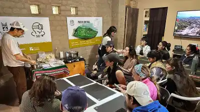 Los secretos de la ulpada: la bebida ancestral que cautivó a turistas de México y Uruguay