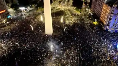 Obelisco explotó de alegría: la fiesta que nadie quiere que termine