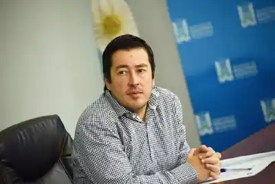 Un depósito de autos que se convirtió en una fábrica de sueños: Nardini entregó casi 2.000 diplomas