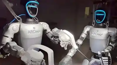 Robots con forma humana hicieron cirugías por primera vez: ¿llegaron para quedarse?
