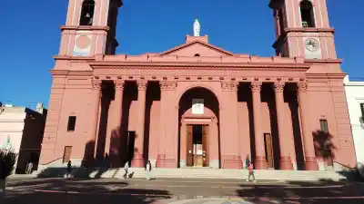 El fútbol mueve hasta las misas: cambios de horario en la Catedral y la Gruta del Valle