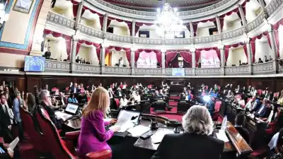 ¿Qué se tratará en la nueva sesión del Senado bonaerense? Magario convoca tras el escándalo con Berni