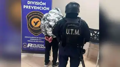 Huyó de los policías pero no llegó lejos: lo que reveló su identidad sorprendió a todos
